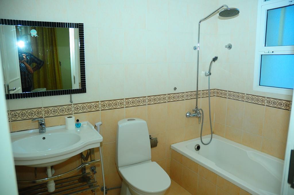 Al Faisal Hotel Suites Sur Quarto foto